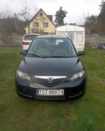 Mazda 2 cena 4500 przebieg: 200000, rok produkcji 2007 z Starachowice małe 29